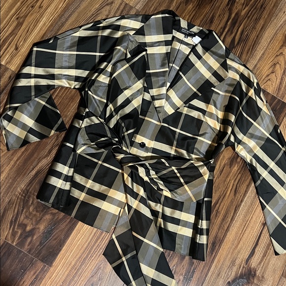 Jones New York Black and Tan Plaid Shirt - Picture 4 of 6